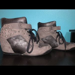 G by guess grey and black high tops